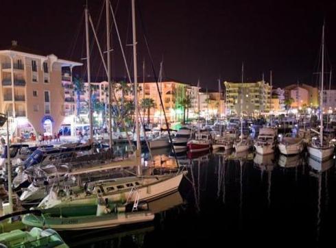 Port Frejus Cap Hermes Vue Mer Et Port Pieds Dans L'Eau Piscine Pkg エクステリア 写真